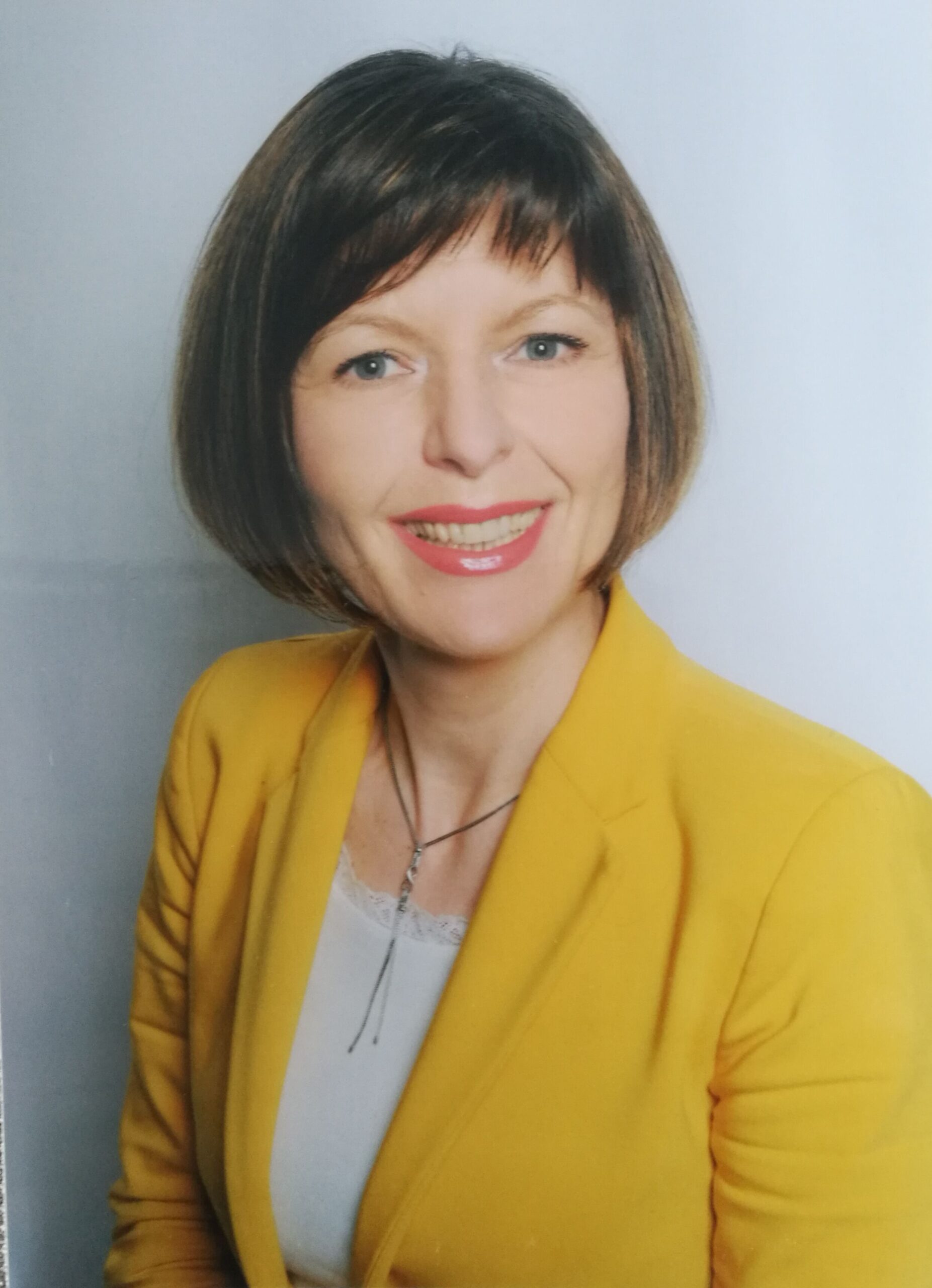 Holjevac Sanja, dr. sc.